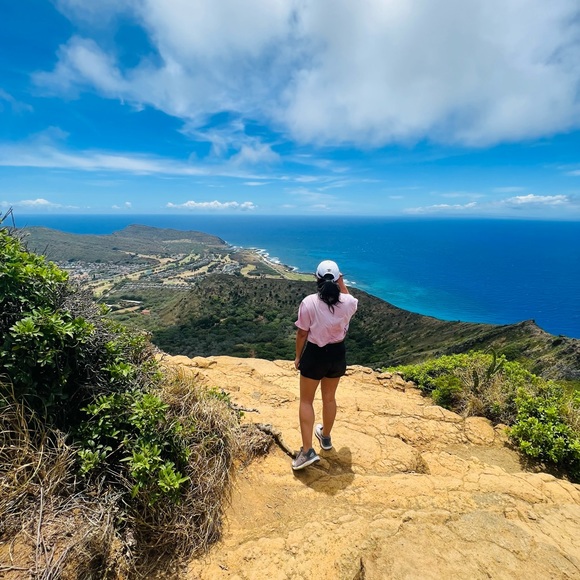 Claire Dumouchel - Poshmark Profile Picture of Claire Dumouchel (@claired_123) on Poshmark