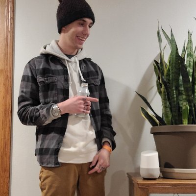 Profile Picture of Alex Kafka (@RealLewinsky69) on Twitter
