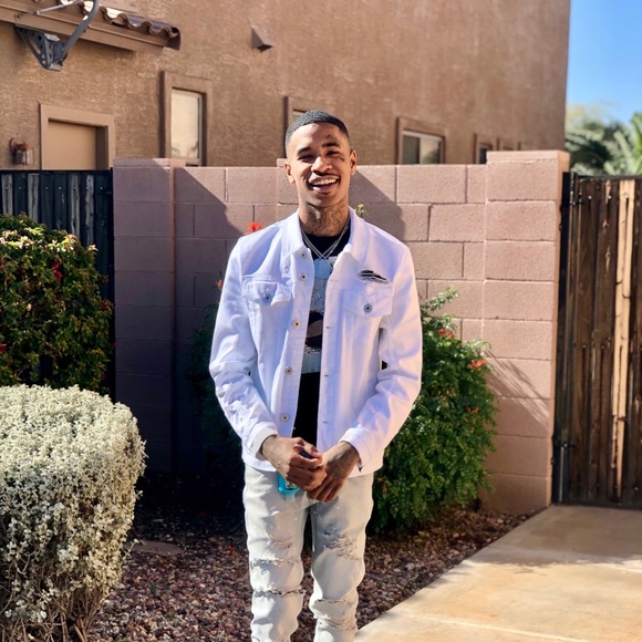 Profile Picture of Terrell Caradine (@t_caradine) on Poshmark