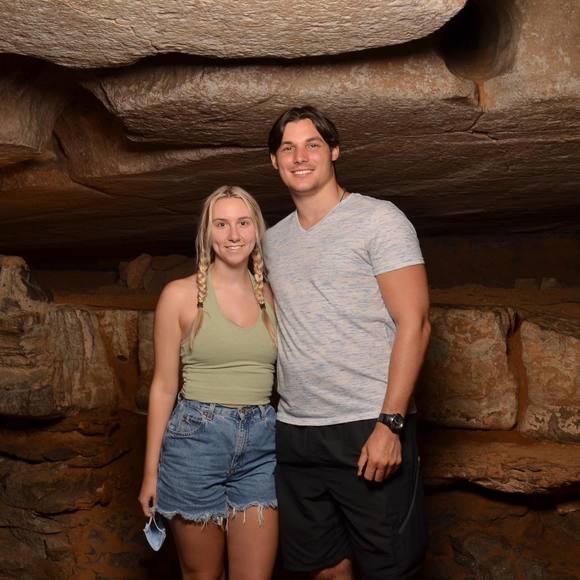 Profile Picture of Tori Mullins (@tbunneh) on Poshmark