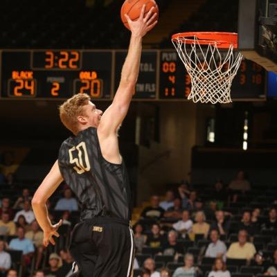 Profile Picture of Joe Duffy (@vandyfan420) on Twitter