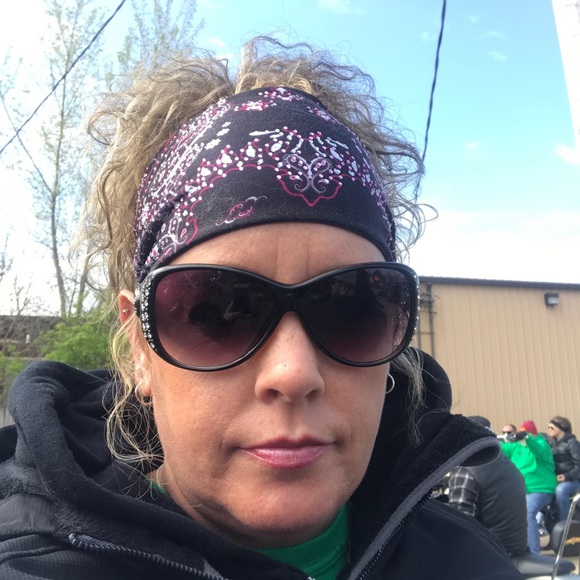 Profile Picture of Jolene Peterson (@jojo50036) on Poshmark