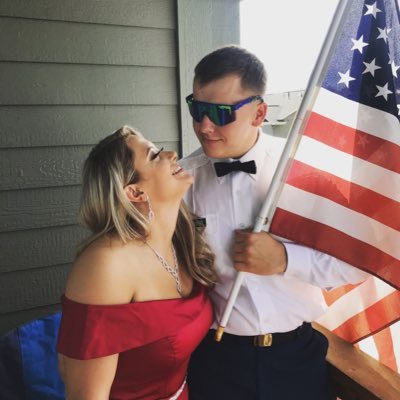 Profile Picture of Pat Rolling (@RollingRock74) on Twitter