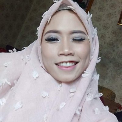 Profile Picture of Rizki Amelia Ilham (@Ririamel1) on Twitter