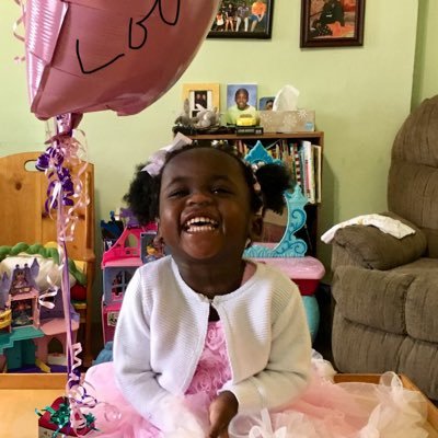 Profile Picture of Mary McDevitt (@jimsmary) on Twitter