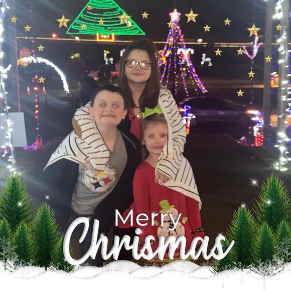 Profile Picture of Nathanmikka Slone (@mslone0618) on Poshmark