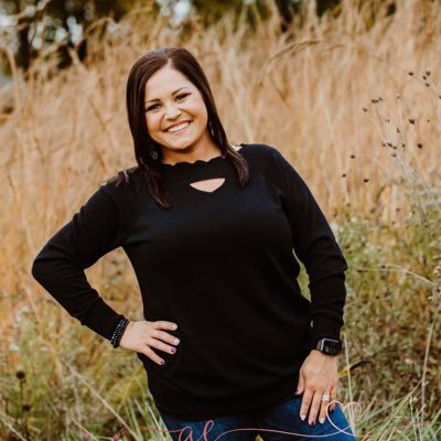 Hannah Whitaker - Twitter Profile Picture of Hannah Whitaker (@hhuelsing) on Twitter