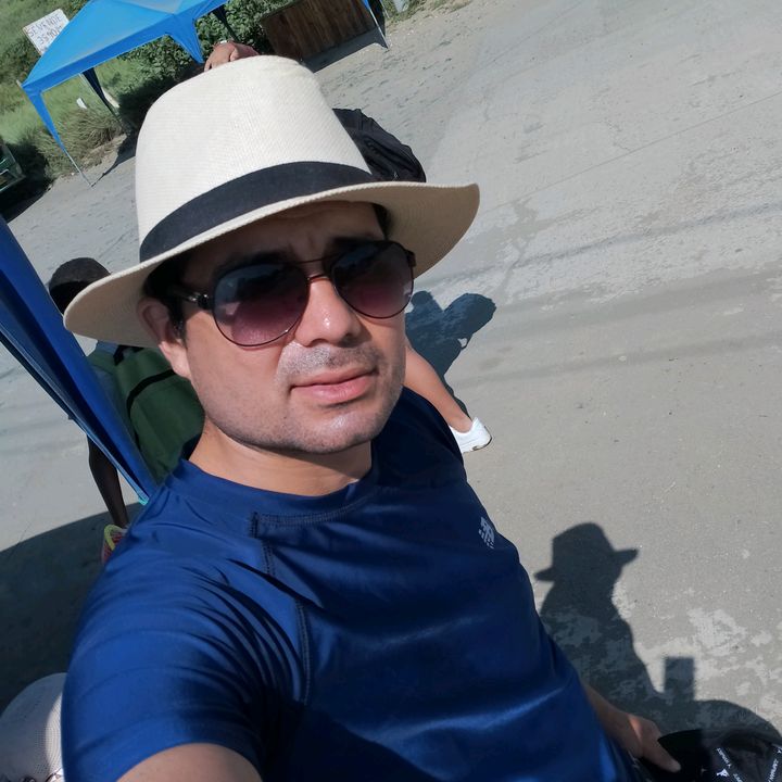 Profile Picture of Daniel Llori (@danielllori) on Tiktok