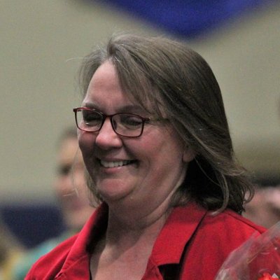 Profile Picture of Laura Daniels Shelton (@lauracdshelton) on Twitter