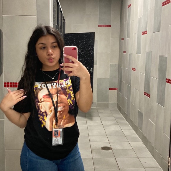 Profile Picture of Giselle Silva (@gggiiselleee) on Poshmark