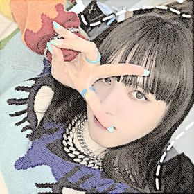 Profile Picture of ˚₊  𝓜EL♡D𝐘 ✦ (@lizmldyy) on Pinterest