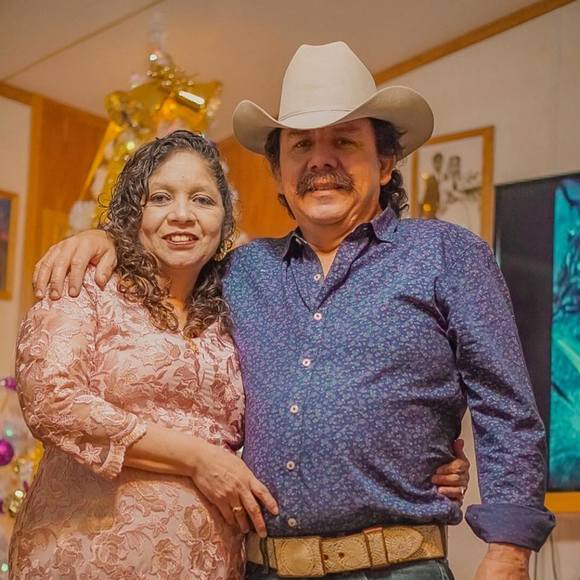 Profile Picture of Isabel Zavala (@isabel_zavala) on Poshmark