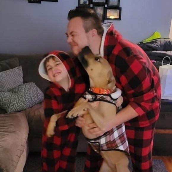 Profile Picture of Timmy James (@timmyjames13) on Poshmark