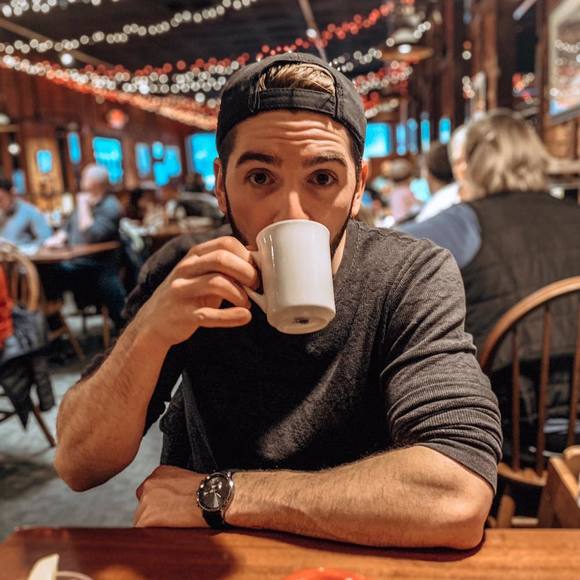 Profile Picture of Aaron Cormier (@aaroncorm) on Poshmark