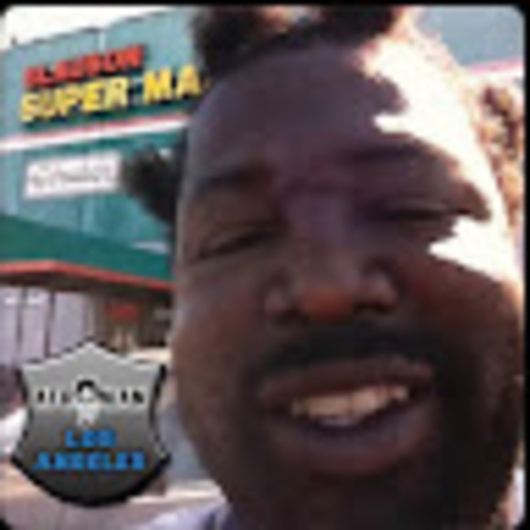 Profile Picture of Luke Alex (@lalexander6677) on Poshmark