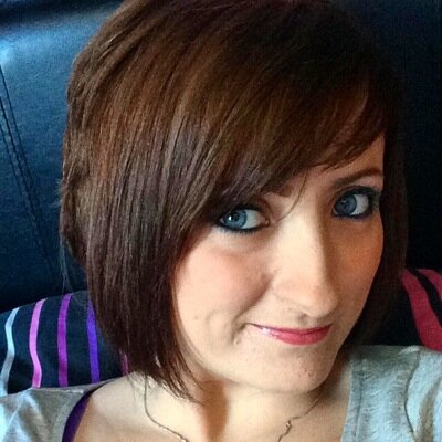 Profile Picture of Vicky Watson (@vicvic87) on Twitter
