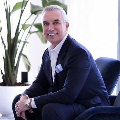 Profile Picture of Robert Hilson (@RobertH37748984) on Twitter