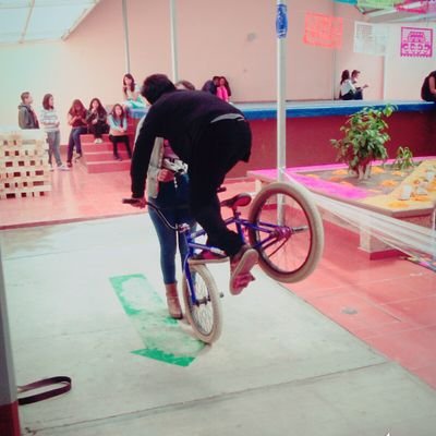 Profile Picture of Ivan Reynolds Hernan (@pxndxreynolds) on Twitter