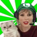 Profile Picture of Brandon Taylor's Version (@who._.is._.hee) on Instagram