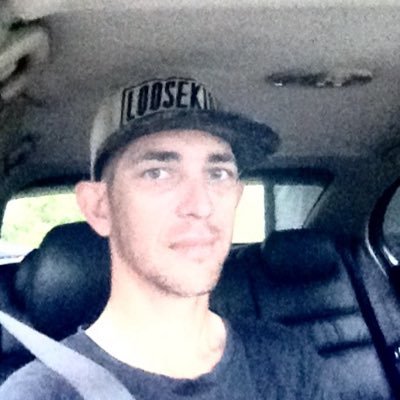 Profile Picture of Travis Leon (@rockmasteryoda7) on Twitter