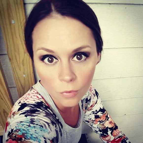 Profile Picture of Jessica Licklider (@jlicklider) on Poshmark