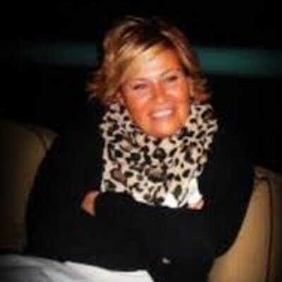 Profile Picture of Julia Hiles (@JuliaHiles1) on Twitter