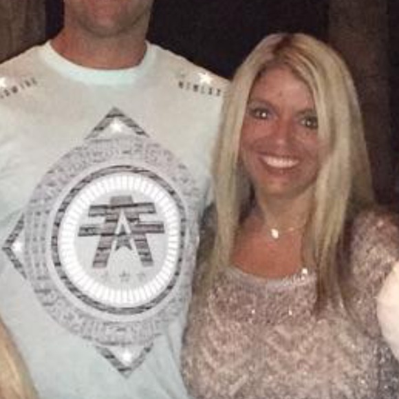 Teresa Frischmon - Poshmark Profile Picture of Teresa Frischmon (@tfrischmon) on Poshmark