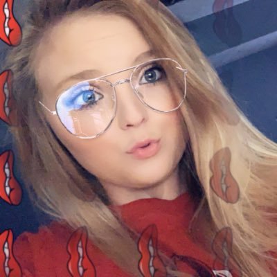 Profile Picture of αℓєχιѕ ¢σσк (@AlexisCook97) on Twitter