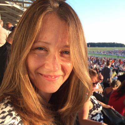 Profile Picture of Anna Davenport (@ferg1980) on Twitter