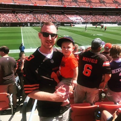 Profile Picture of Mike Curtis (@MikeCurtis_) on Twitter