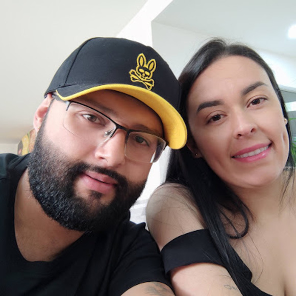 Profile Picture of Daniel Lopera mesa (@daniellopera578) on Poshmark