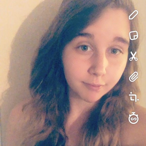 Profile Picture of Kayla Borter (@kaykay982014) on Poshmark