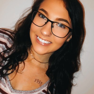 Profile Picture of Haley McLeod (@HaleyMcLeod15) on Twitter
