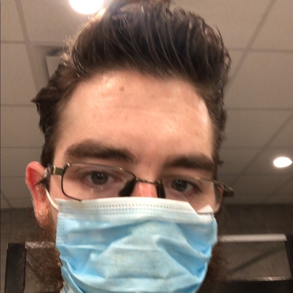 Profile Picture of Brian Baurle (@brianbaurle) on Poshmark