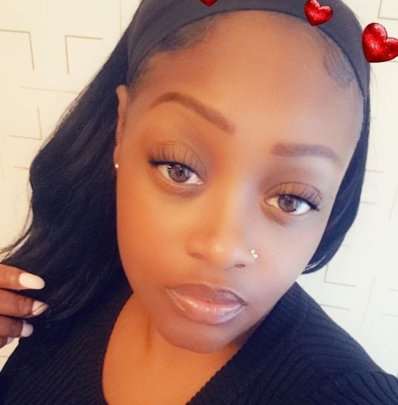 Profile Picture of Alexandra Hannah (@alex1130) on Poshmark