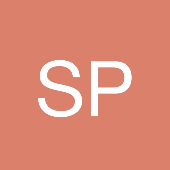 Profile Picture of Sarah Perlmutter (@sperlcheeky) on Poshmark