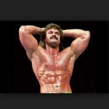 Profile Picture of Mike Suggs (@RavishingSuggsy) on Twitter