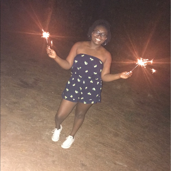 Profile Picture of Julia Horton (@alanja13) on Poshmark