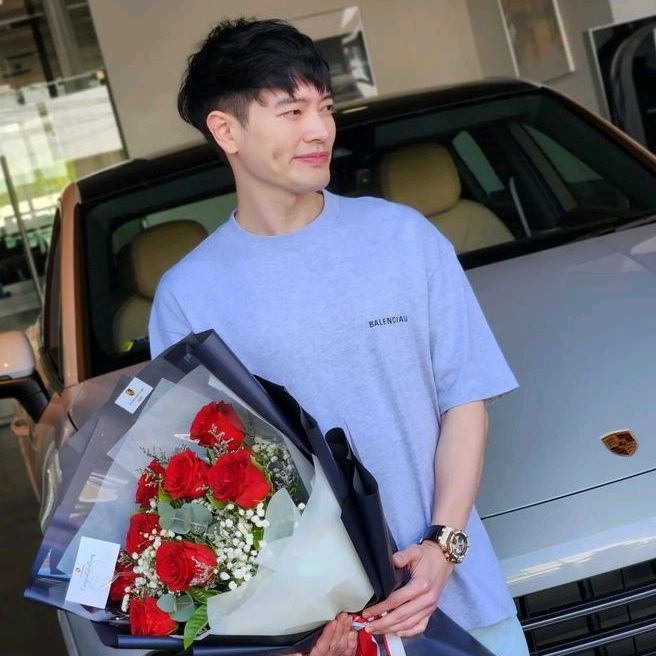 bank Ryan - Tiktok Profile Picture of bank Ryan (@bank.ryan) on Tiktok