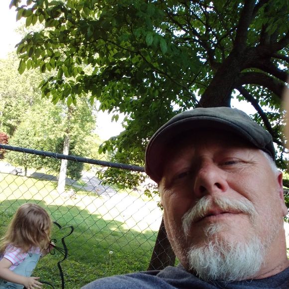 Profile Picture of Geoffrey Galliher (@geoffg) on Poshmark