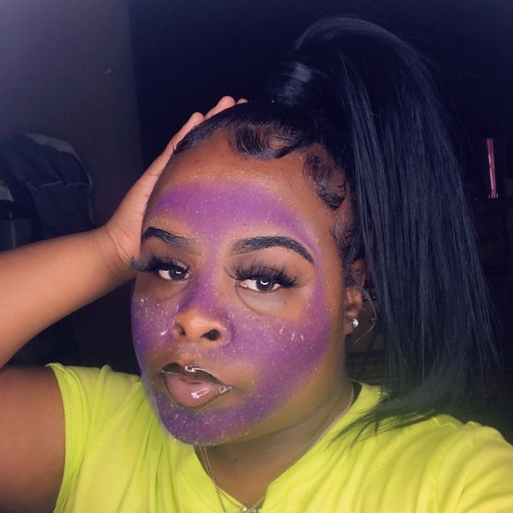 Profile Picture of Chavae Mcneal (@chavaemarie) on Poshmark