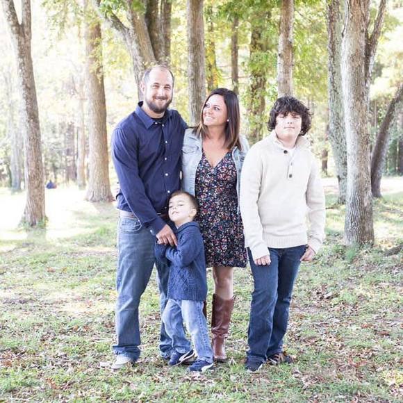 Profile Picture of Jenny Jeross (@jennylong26) on Poshmark