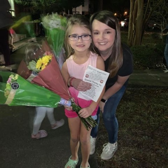 Samantha Braddock - Poshmark Profile Picture of Samantha Braddock (@hold503) on Poshmark