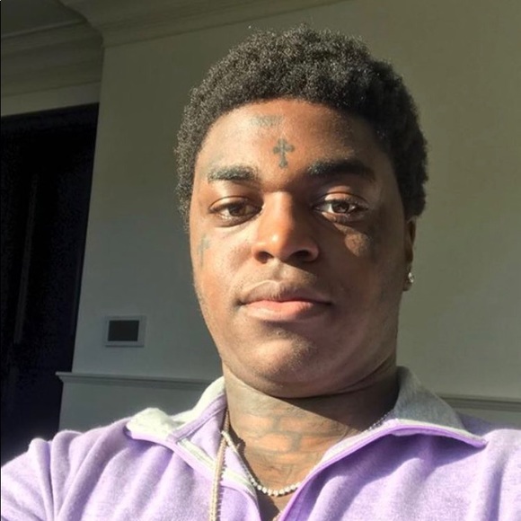 Profile Picture of Kevin Pooler (@kevin_pooler) on Poshmark