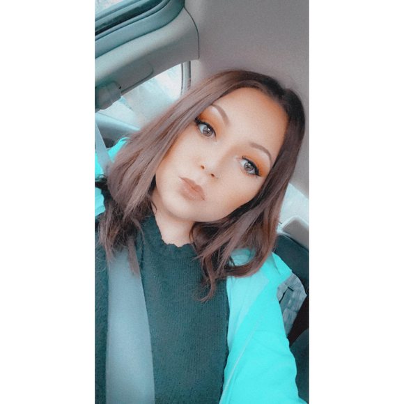 Profile Picture of Kelsey Sheets (@kelseydeanna028) on Poshmark