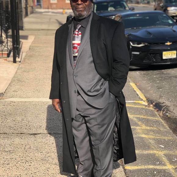 Bryant Sterling - Poshmark Profile Picture of Bryant Sterling (@bryantsterling) on Poshmark