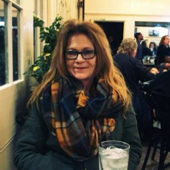 Profile Picture of Debra Boyce (@boyce_debra) on Poshmark