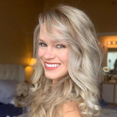 Profile Picture of Caitlin Sharpe (@CaitlinSharpe35) on Twitter
