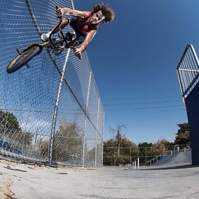 Profile Picture of D-NO (@DanNorvell) on Twitter