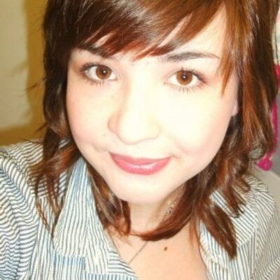 Profile Picture of Aimee Carter (@aimeecarter) on Twitter